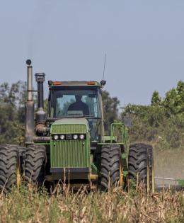 conyer tractor